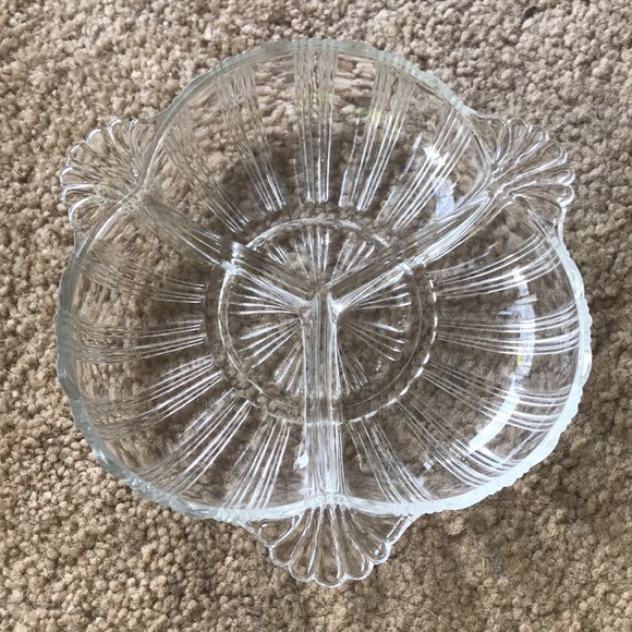 Vintage HAZEL ATLAS 572 Clear Ridge Fan 7" 3 Part Tricorne Relish Dish - Picture 4 of 9